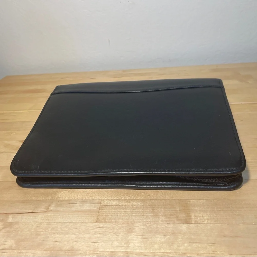 Kirkland Signature Genuine Leather Zip Binder Planner Organizer Portfolio Black